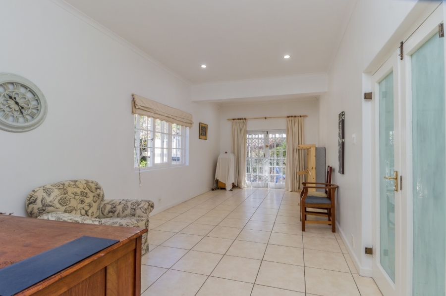 To Let 3 Bedroom Property for Rent in Rondebosch Western Cape